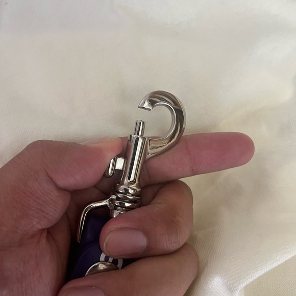 supreme keychain - Picture 3 of 3